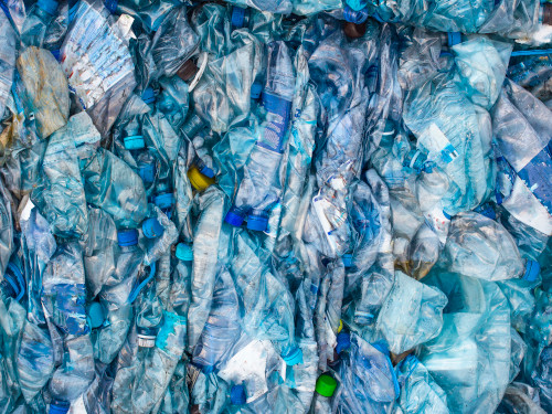 Déchets plastiques en Île-de-France : une production dispersée et un recyclage insuffisant
